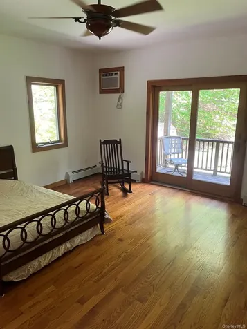 82 Indian Lake Road Putnam Valley NY 10579