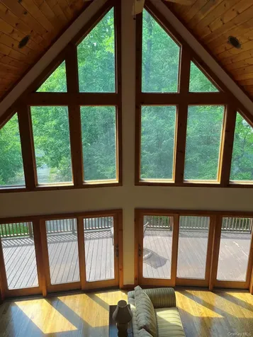82 Indian Lake Road Putnam Valley NY 10579