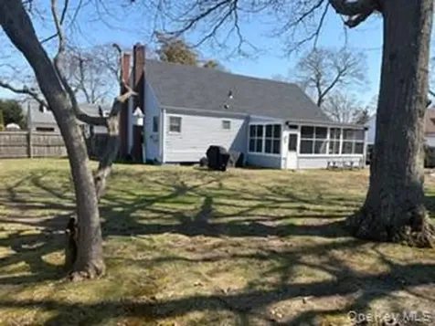 388 1st Avenue Bayport NY 11705