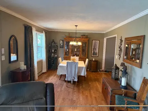 388 1st Avenue Bayport NY 11705