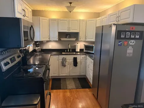 388 1st Avenue Bayport NY 11705