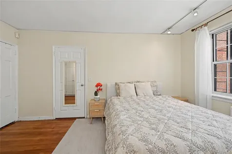 1815 Palmer Avenue Larchmont NY 10538