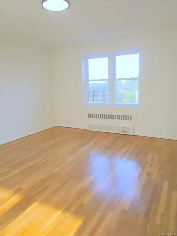 585 Mclean Avenue Yonkers NY 10705