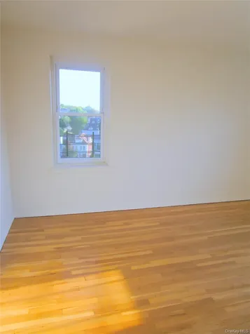 585 Mclean Avenue Yonkers NY 10705