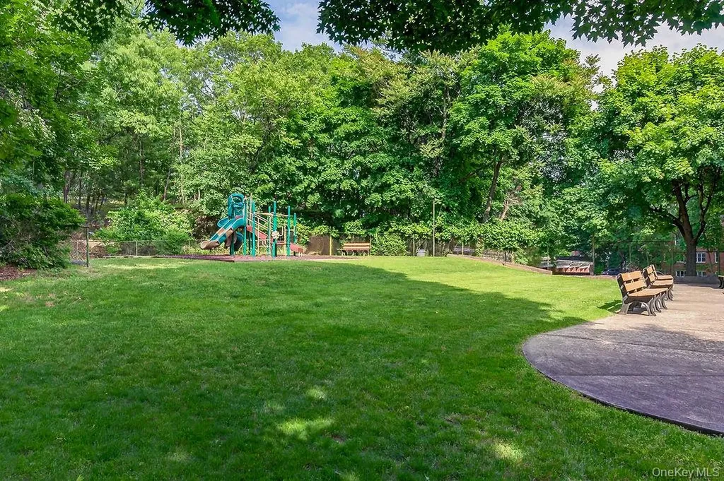 100 Dehaven Drive Yonkers NY 10703
