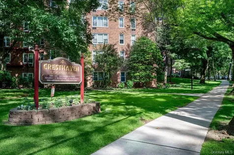 100 Dehaven Drive Yonkers NY 10703