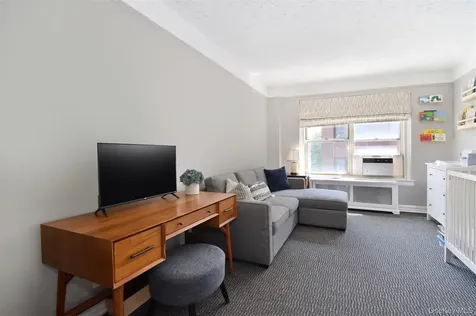 250 Bronxville Road Bronxville NY 10708