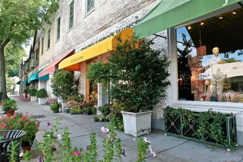 250 Bronxville Road Bronxville NY 10708