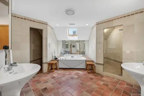 12 Parks Wood Drive Cornwall NY 12518