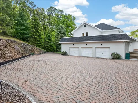 12 Parks Wood Drive Cornwall NY 12518