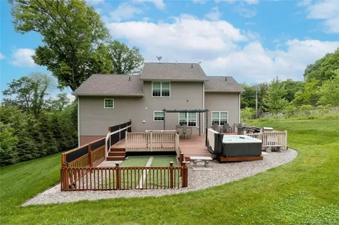 38 Dogwood Road Hopewell Junction NY 12533