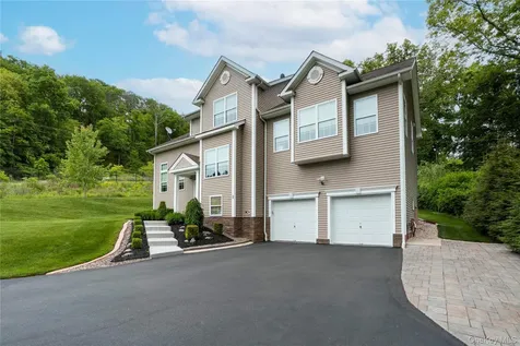 38 Dogwood Road Hopewell Junction NY 12533