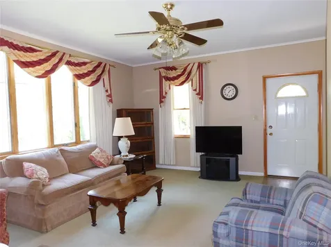 81 Sportsman Road Napanoch NY 12446