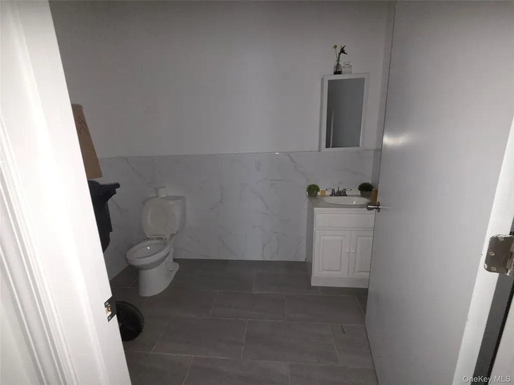 810 E 165th Street Bronx NY 10459