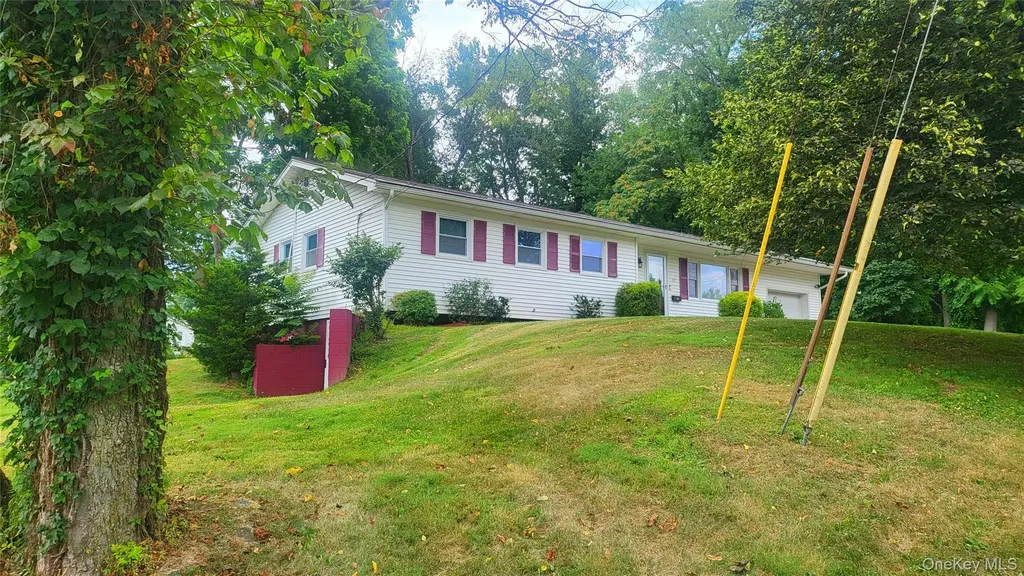 12 High Ridge Road Poughkeepsie NY 12603