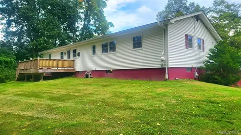 12 High Ridge Road Poughkeepsie NY 12603