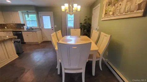 12 High Ridge Road Poughkeepsie NY 12603