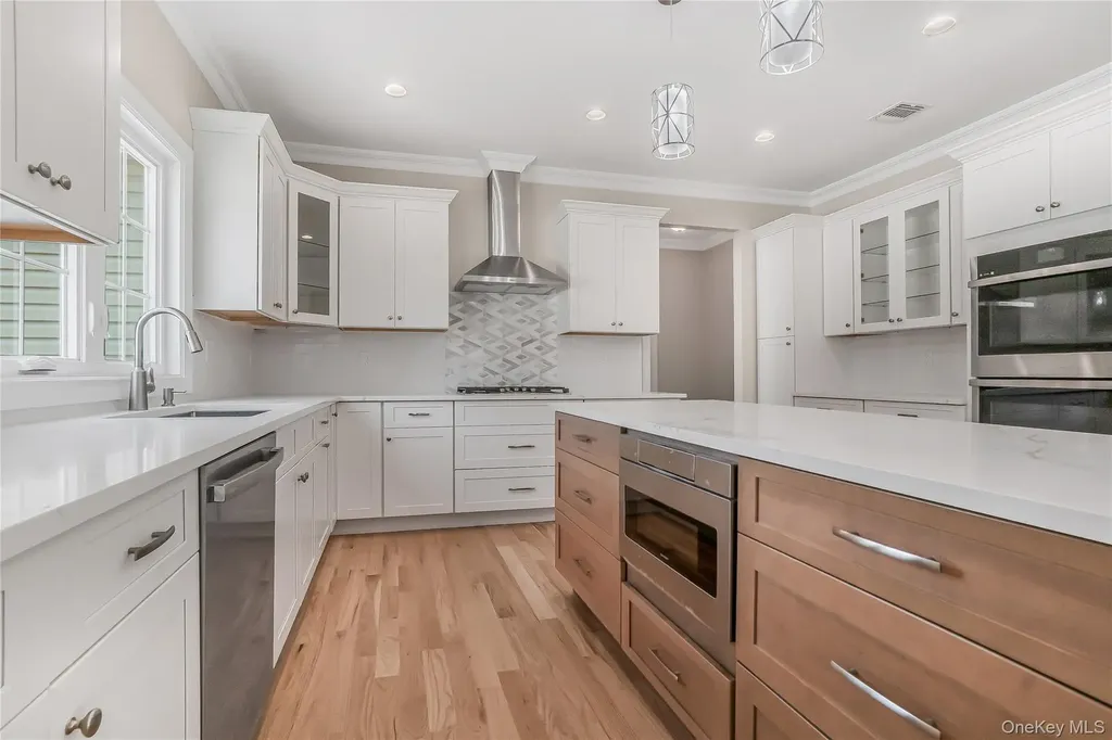 51 Michigan Avenue Massapequa NY 11758