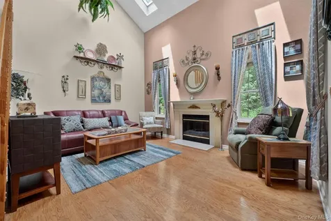40 Spruce Ridge Drive Fishkill NY 12524