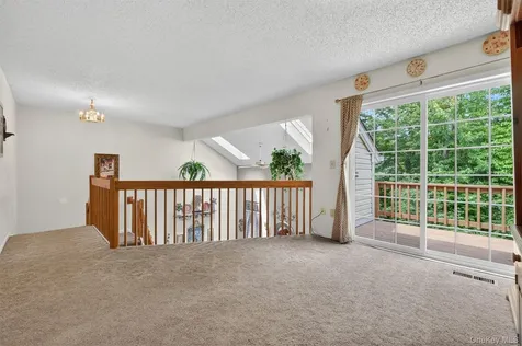 40 Spruce Ridge Drive Fishkill NY 12524