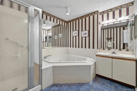 40 Spruce Ridge Drive Fishkill NY 12524