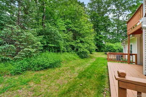 40 Spruce Ridge Drive Fishkill NY 12524