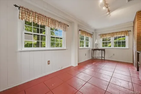 225 Crocus Avenue Floral Park NY 11001