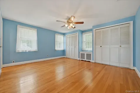 225 Crocus Avenue Floral Park NY 11001