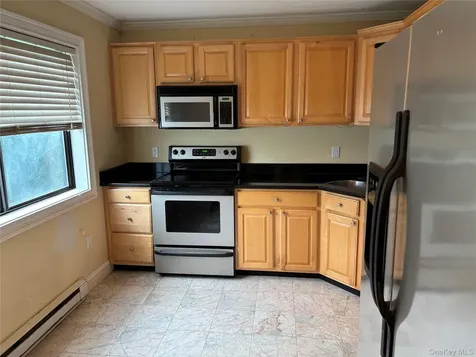 5202 Chelsea Cove N Hopewell Junction NY 12533