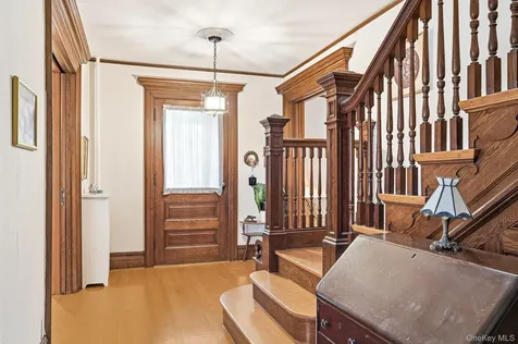 13 Ridgeview Avenue White Plains NY 10606