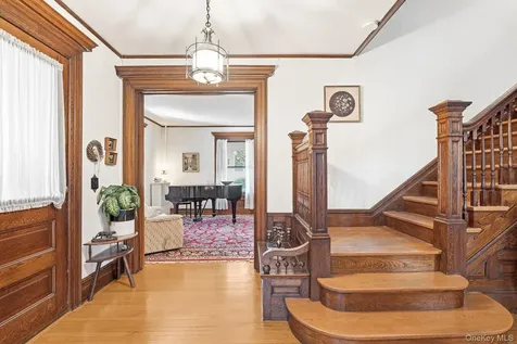 13 Ridgeview Avenue White Plains NY 10606