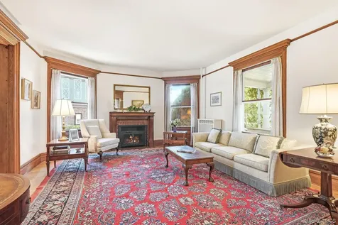 13 Ridgeview Avenue White Plains NY 10606