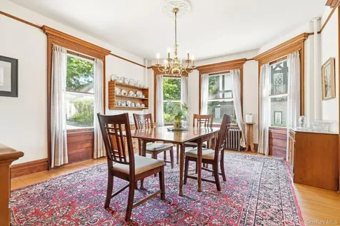 13 Ridgeview Avenue White Plains NY 10606