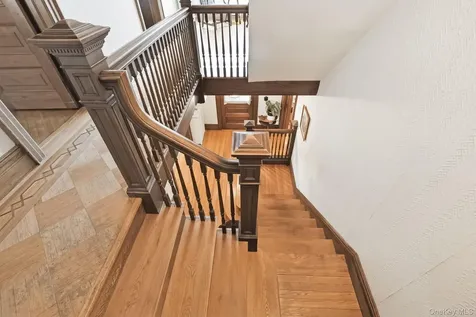 13 Ridgeview Avenue White Plains NY 10606