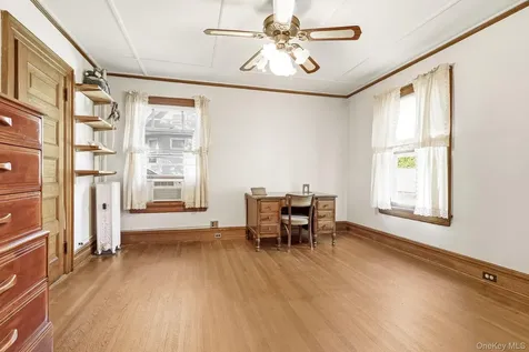 13 Ridgeview Avenue White Plains NY 10606