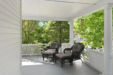 13 Ridgeview Avenue White Plains NY 10606