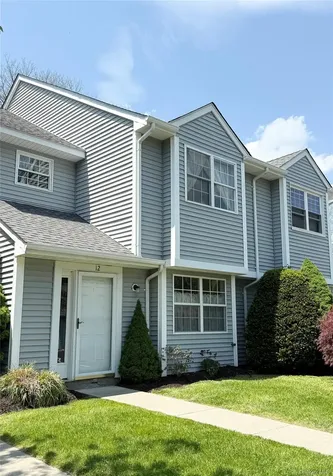 12 Evergreen Way Pawling NY 12564
