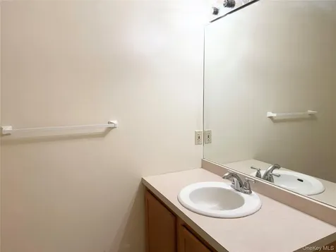 12 Evergreen Way Pawling NY 12564