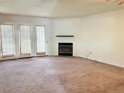 12 Evergreen Way Pawling NY 12564