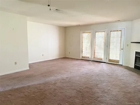12 Evergreen Way Pawling NY 12564