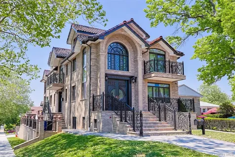 21-20 Francis Lewis Boulevard Whitestone NY 11357
