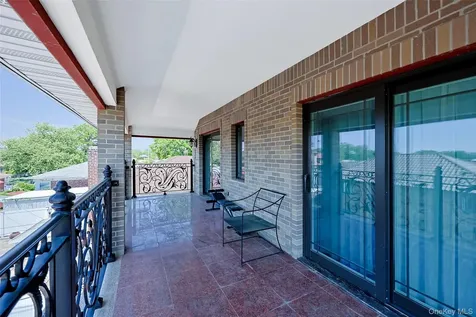 21-20 Francis Lewis Boulevard Whitestone NY 11357