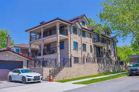 21-20 Francis Lewis Boulevard Whitestone NY 11357