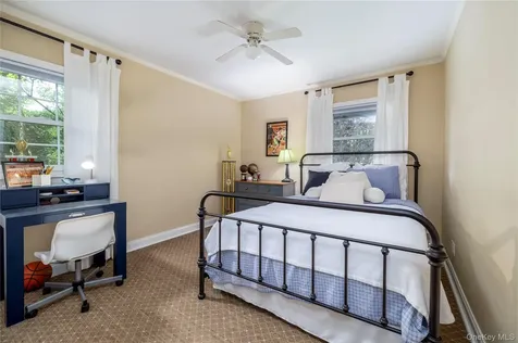 6 Blenheim Court Rockville Centre NY 11570