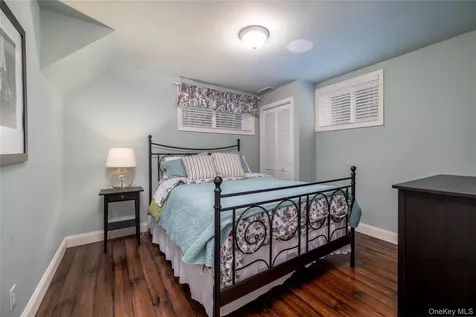 6 Blenheim Court Rockville Centre NY 11570