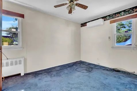 1456 Peters Boulevard Bay Shore NY 11706