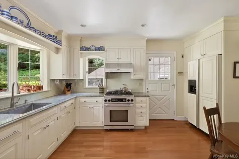 33 Oliphant Avenue Dobbs Ferry NY 10522