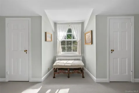 33 Oliphant Avenue Dobbs Ferry NY 10522