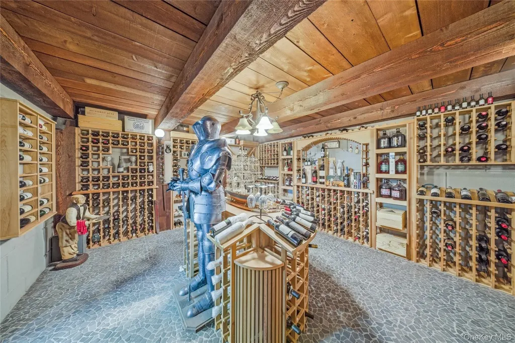 345 Bartley Road Mattituck NY 11952