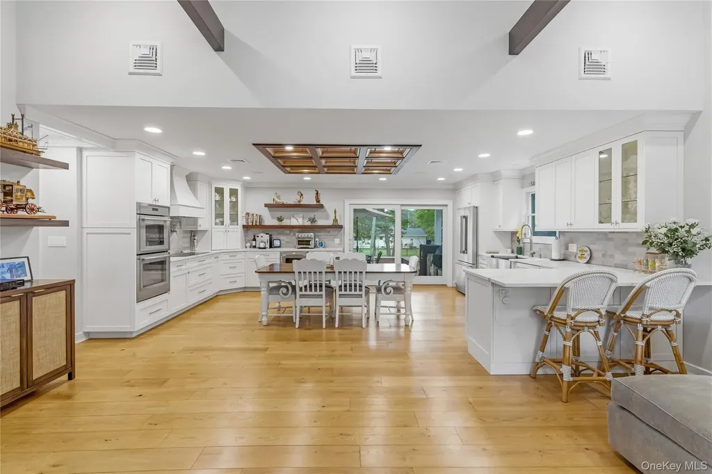 345 Bartley Road Mattituck NY 11952